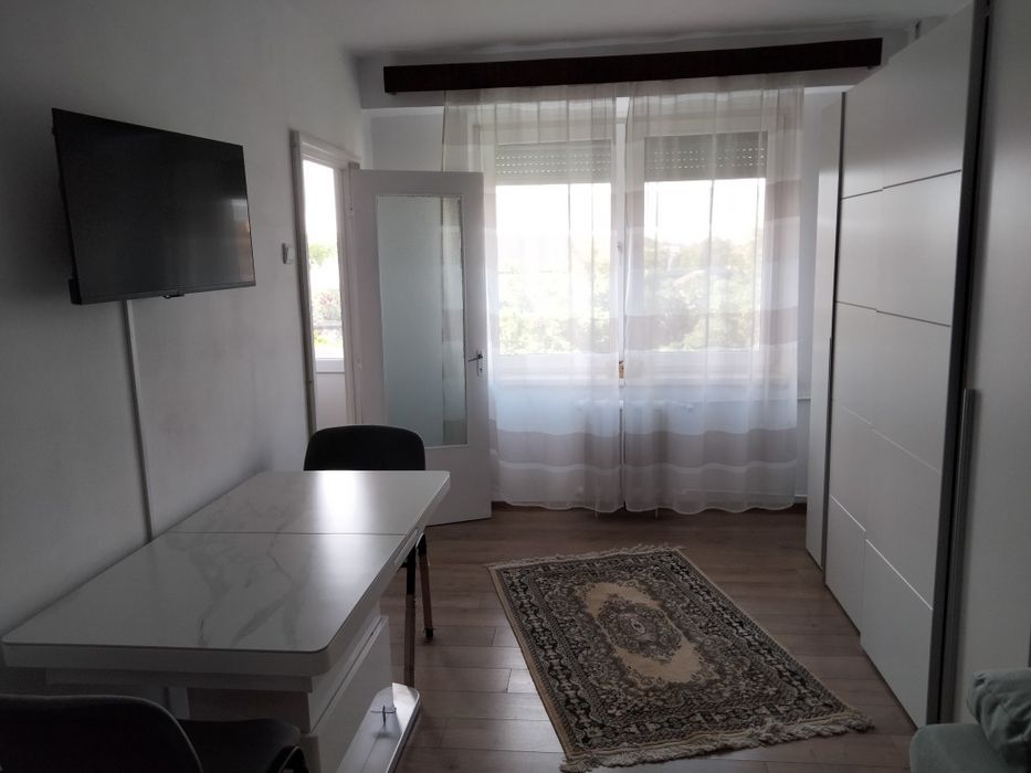 Garsoniera 325 Euro Str Costaforu Cetate