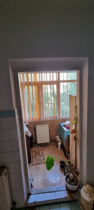 Vând apartament Pitești  2 camere - 78.000 euro