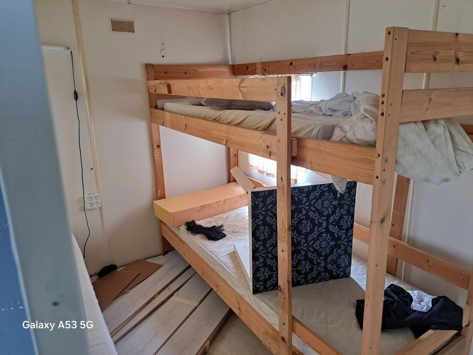 Фургон с колела / каравана / мобилни къщи