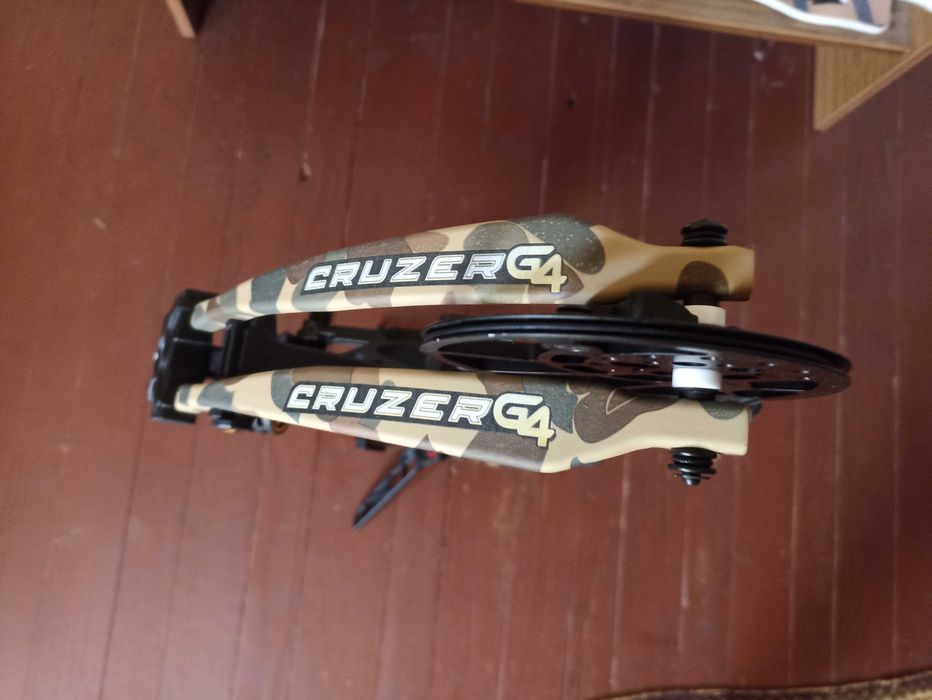 Съставен лък Bear Cruzer G4