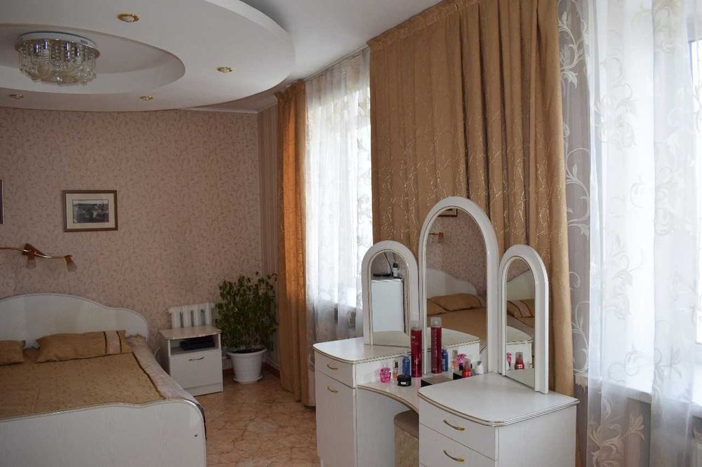 Продажа 4-комнатной квартиры