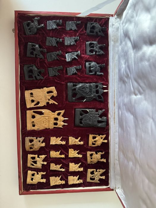 Продам старинные шахматы