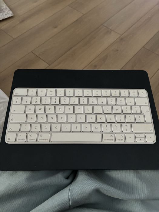 Tastatura Apple Magic Keyboard 2024 Garantie