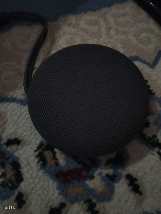 Продам музыкальную колонку .