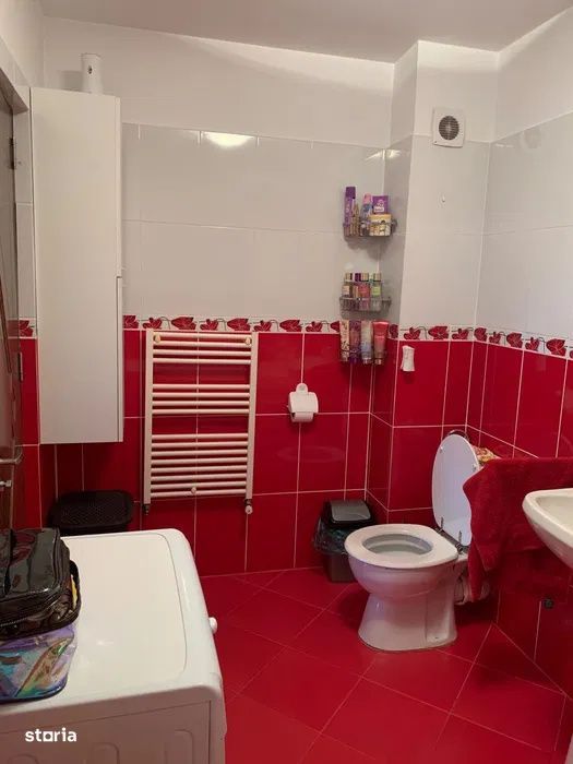Apartament 3 camere, 59 mp, doua balcoane, zona Florilor