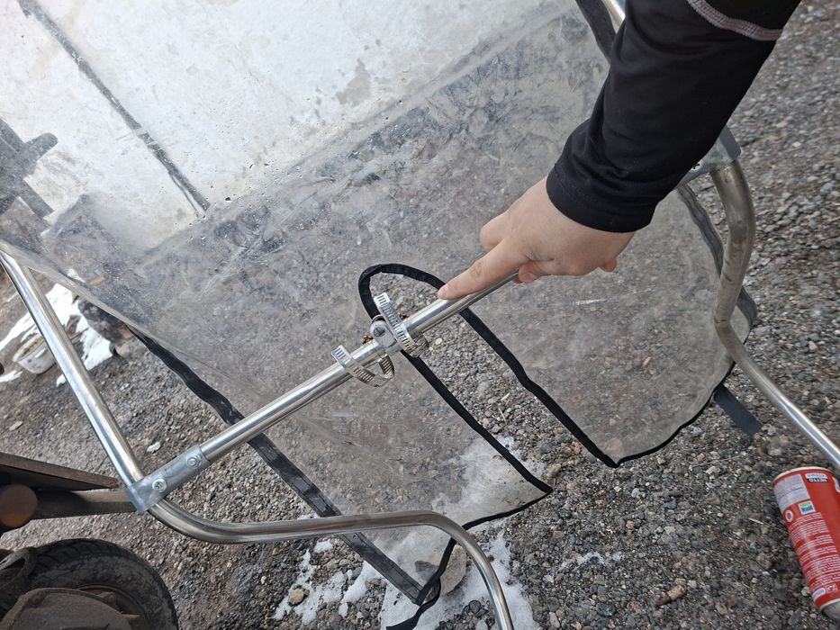 Зонт для мопеда.