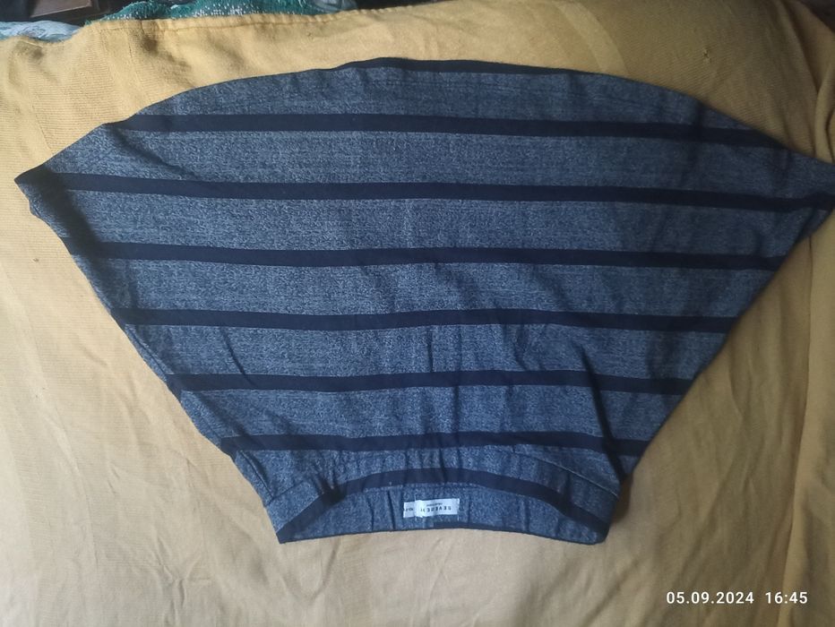 Юбка с полосками новая на 10-11-лет,кофта б/у