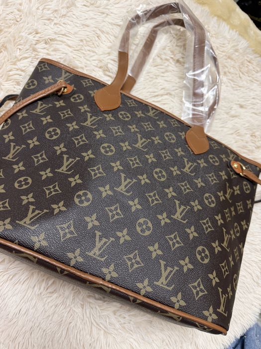 Geanta Louis Vuitton de dama mare