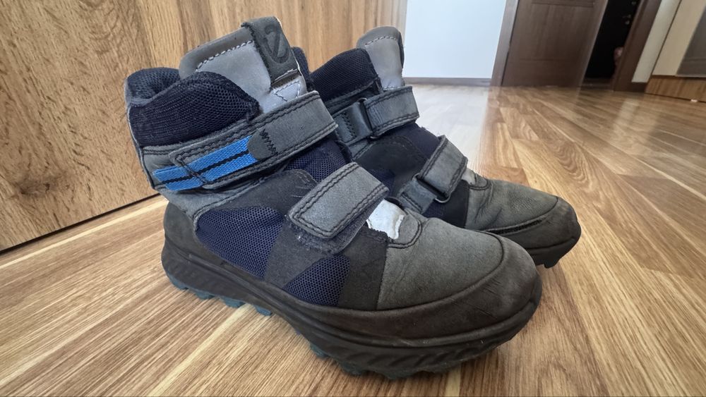 Сапоги зимеие на мальчика