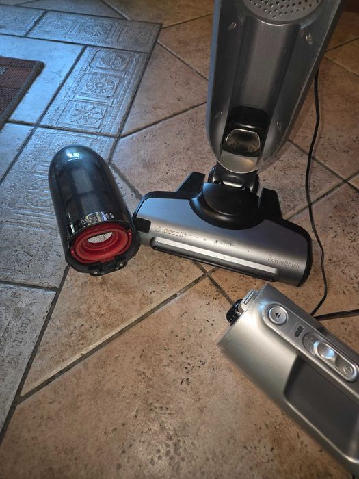 Безкабелна прахосмукачка Bosch flexxo 4 28w lithium power