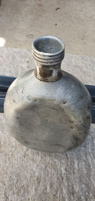 Стара войнишка манерка