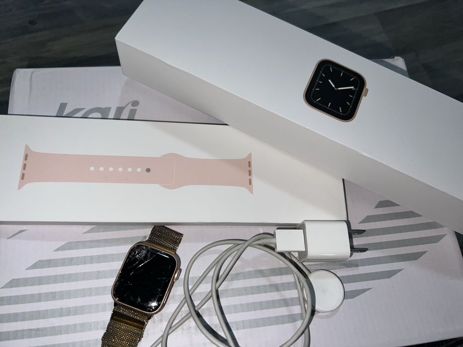 Apple watch 5 series