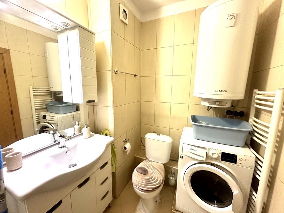 Дава се под наем Тристаен апартамент в Варна, Център - 90 кв.м за 488.58 € - Снимка #12