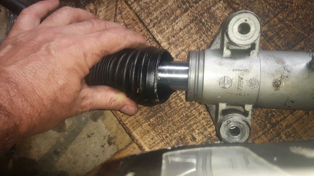 Кормилна рейка за ивеко дейли Iveco Daily Bus (00-24)