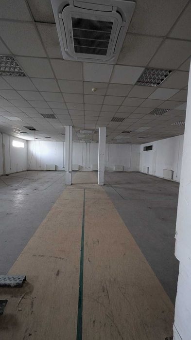 INCHIRIEZ Spatiu Comercial - Sobarilor