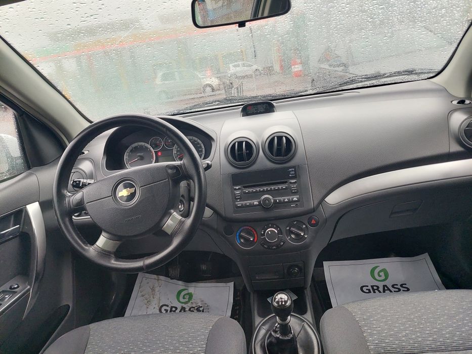 Nexia 3 sotiladi xolati zor toza moshina Srochna sotiladi