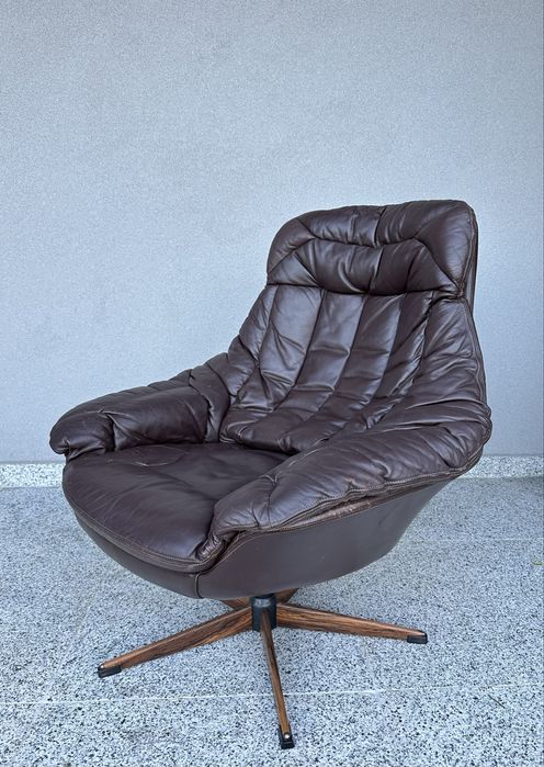 Fotoliu lounge chair Bramin mid century modern scandinav