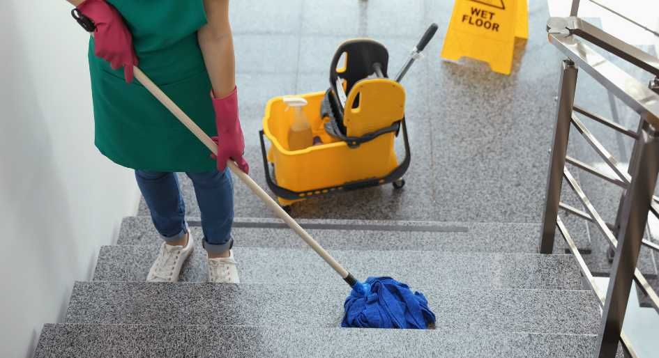 Почиставане на входове и етажна собственост - Велико Търново