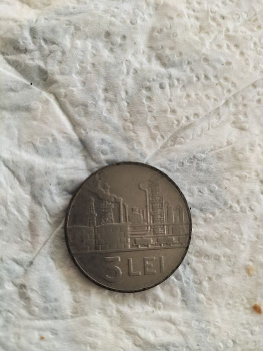 Vând diferite monede