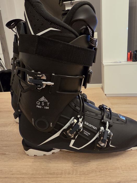 Vand Clapari Salomon QST Pro 100 Black/Petrol Blue/White
Clapari