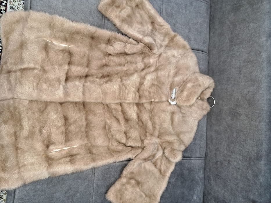 Продам шубу (норка)