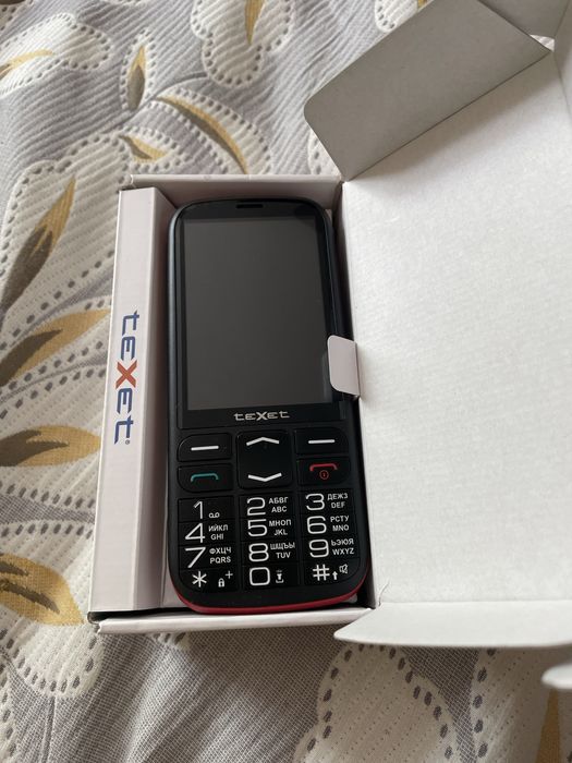 Мобильный телефон