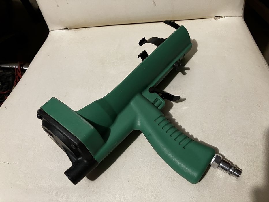 Pistol pneumatic tub silicon lipire acvarii