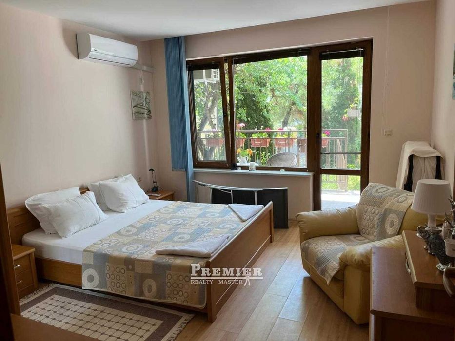 Двустаен на първа линия