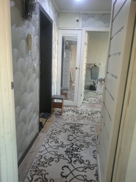 Продам 2 комнатную квартиру срочно