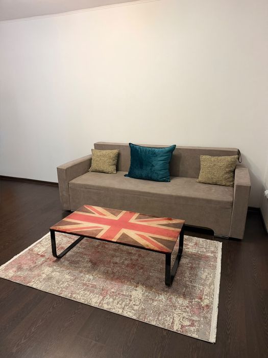 De închiriat apartament 1 camera. Zona Lipovei