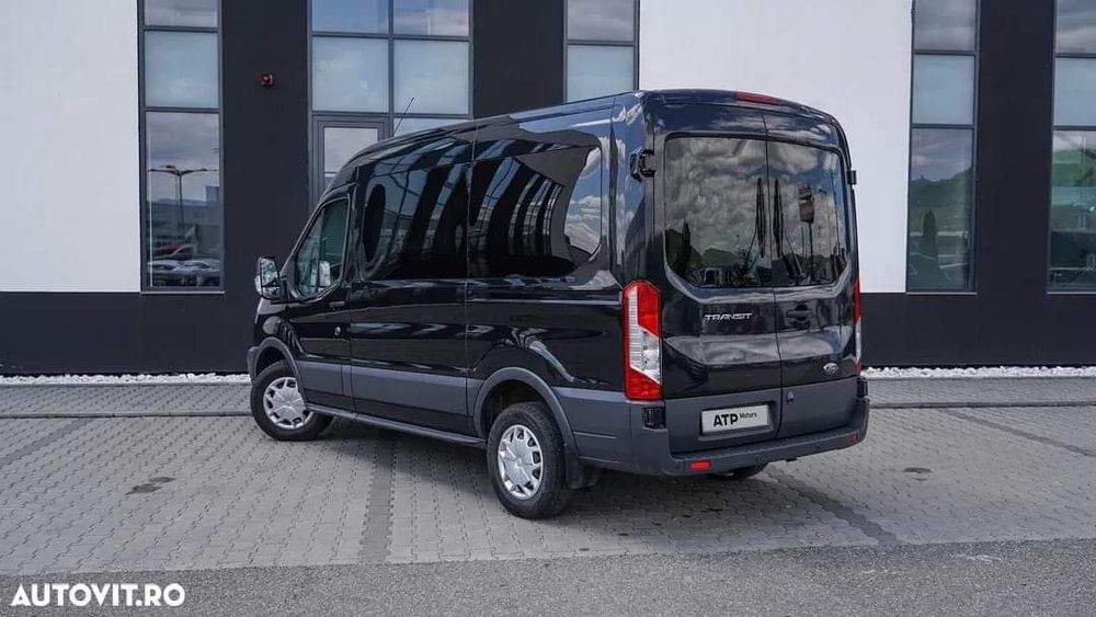 De vânzare Ford Transit 8+1 locuri 2019