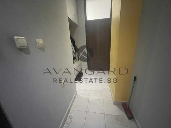 Продава се Двустаен апартамент в Пловдив, Център - 60 кв.м за 2034 €/кв.м - Снимка #5