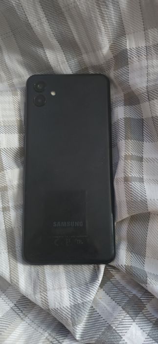 Телефон Samsung a04e