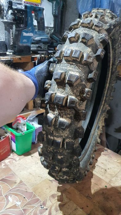 Goldentyre 110 90 19 ( R19 Cross )