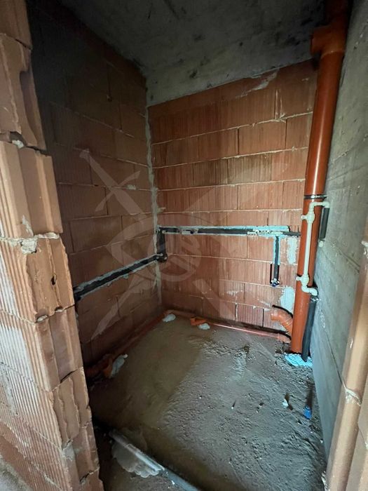 Продава се Тристаен апартамент в Варна, Възраждане 2 - 55 кв.м за 1437 €/кв.м - Снимка #5