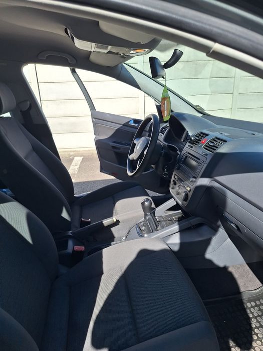 Volkswagen Golf 5 1.4mpi