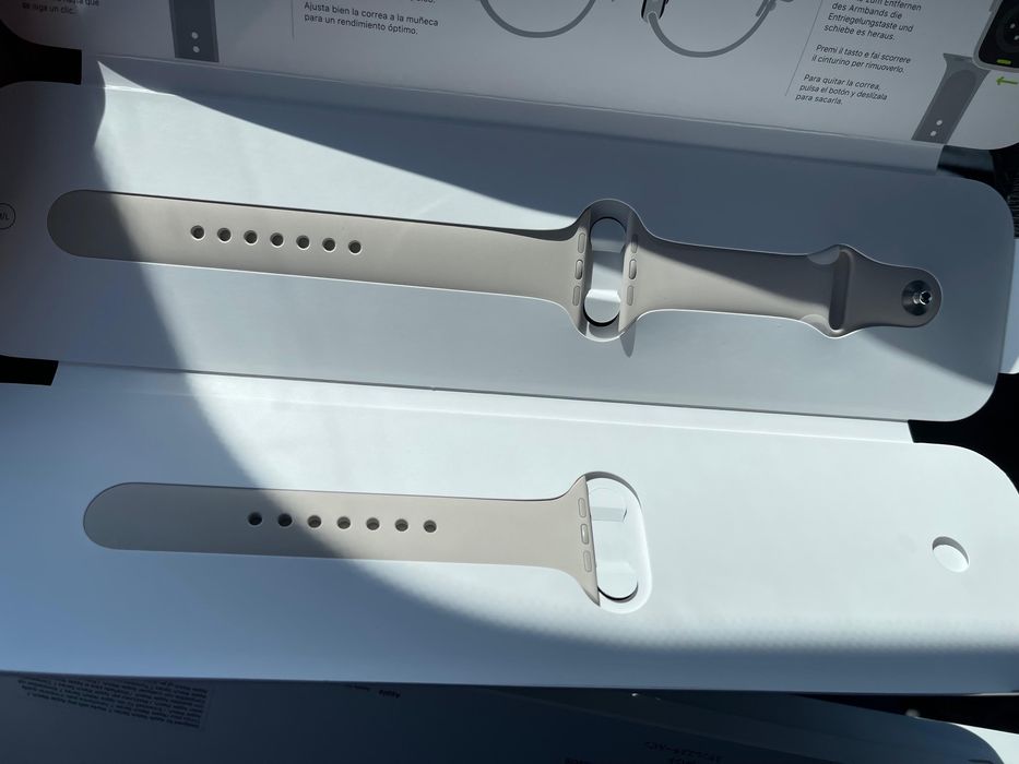APPLE Watch Series 7, GPS, 45mm Starlight