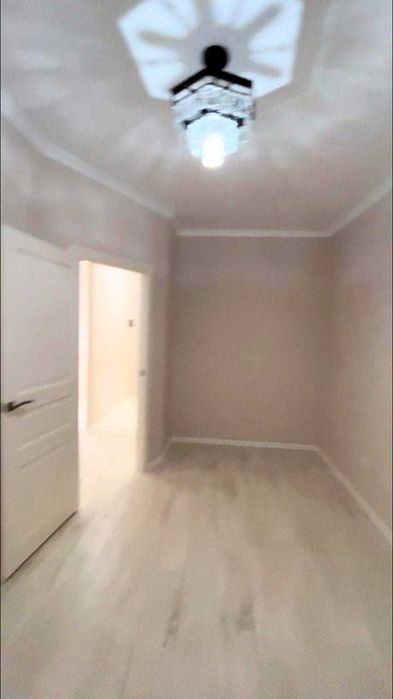 2х комнатная  в районе Триумфальной  арки