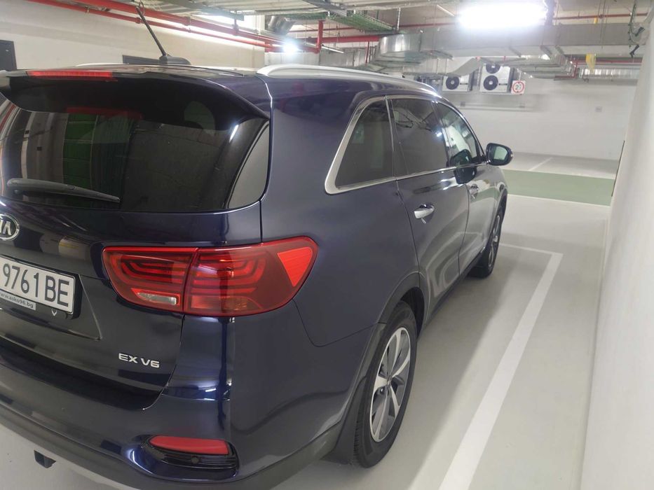 Продавам Kia Sorento EX V6 3.3 290 конски сили Пробег: 30000