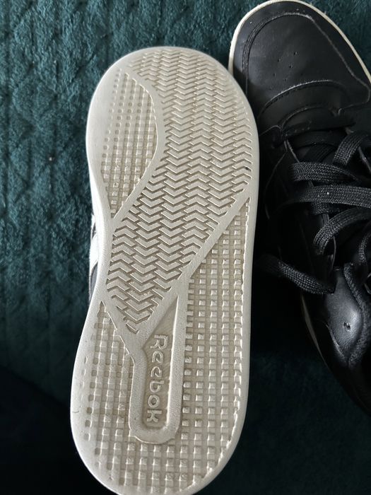 Adidas gheata reebok