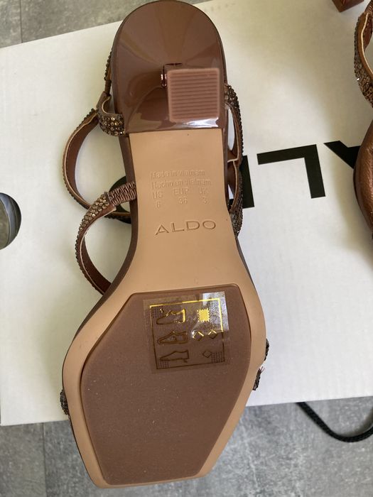 Сандали Aldo Adrocan в кафяво