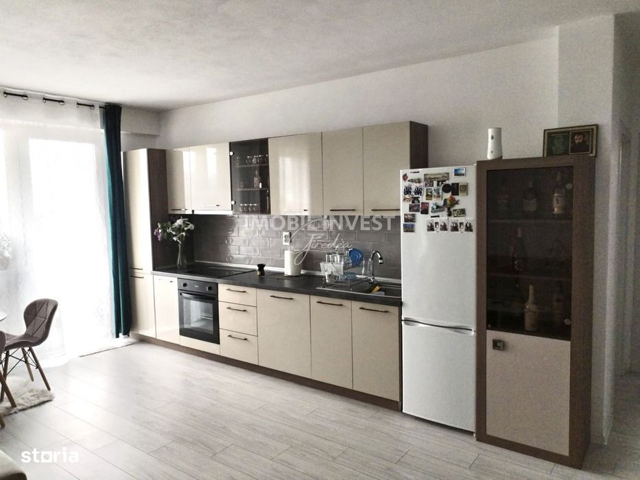 Apartament 2 camere, bloc nou, 2 balcoane, lift si loc de parcare