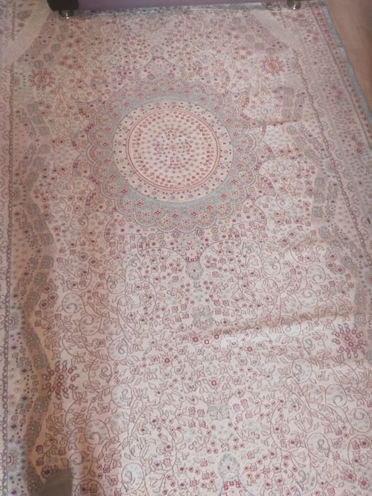 Продам ковер шелковый