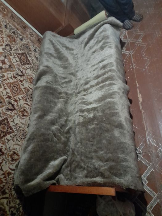 Покрывала меховые 2 шт.