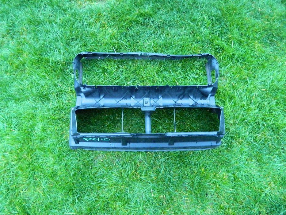 Difuzor aer,deflector radiatoare Bmw seria 5,7 F01 / F02 cod 187798-15