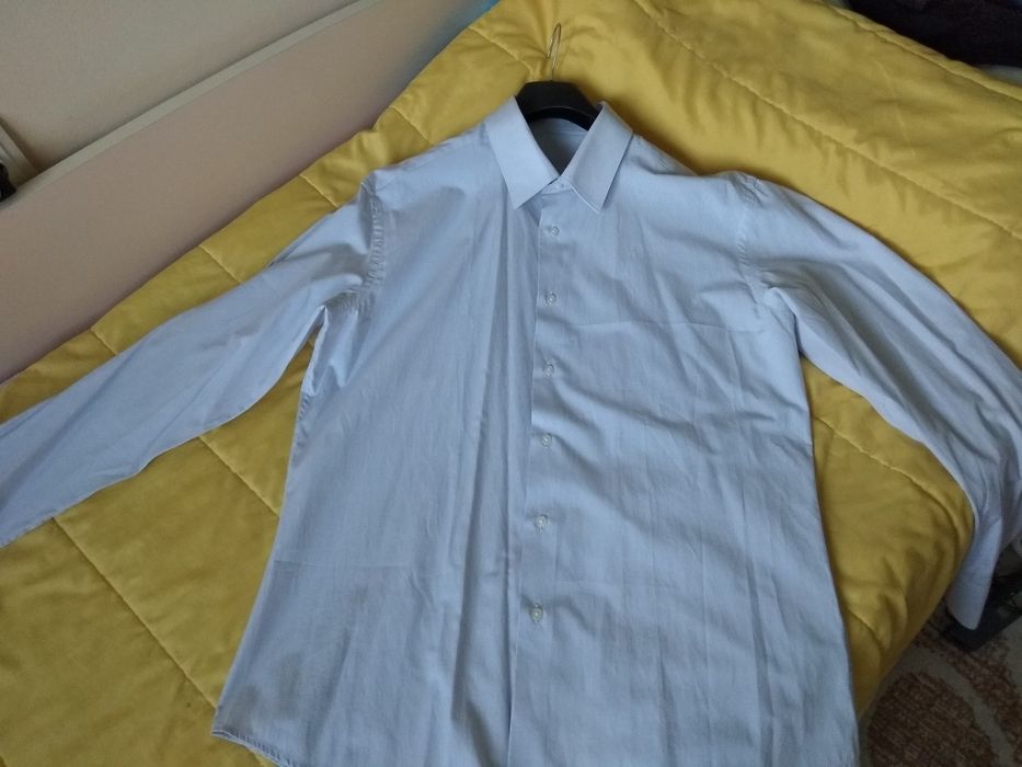 Чисто нови мъжки ризи