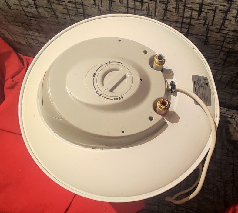 Бойлер Ariston, 50л