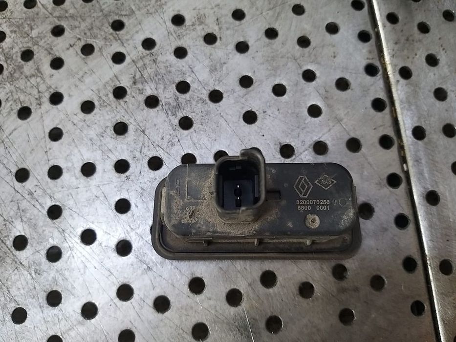 Switch deschidere haion renault megane 3 8200076256 88000001