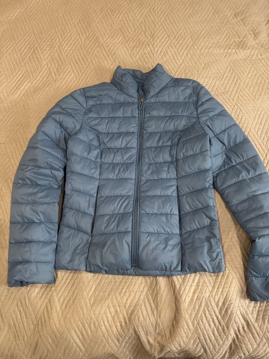 Преходни якета Mango и Reverse