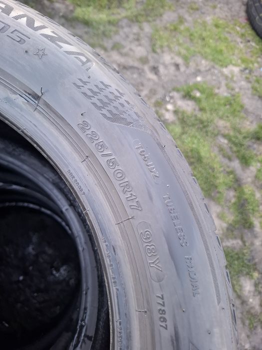 Vand set 4 anvelope 225 50 17 brigestone de vara bune dot 2021